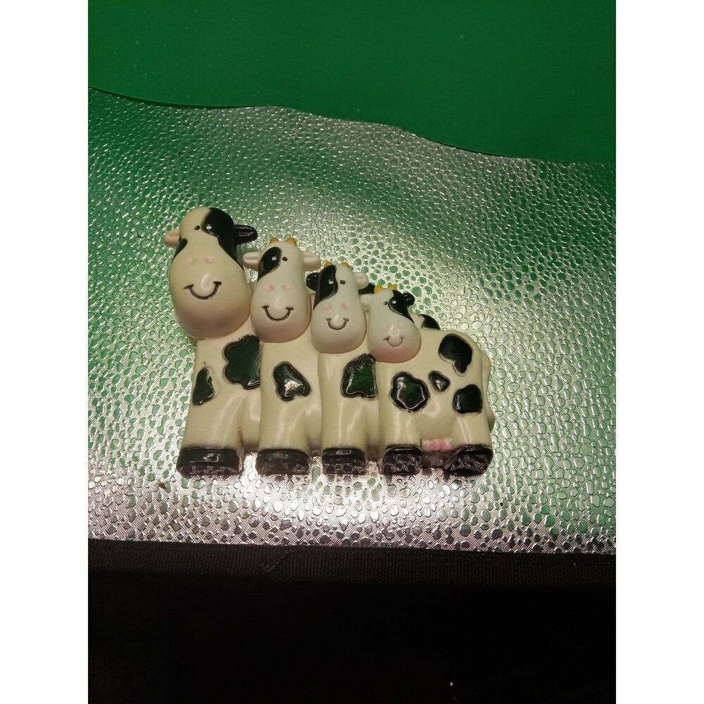 Vintage Cow Measuring Cups Set Of 5 Novelty Farmouse Plastic